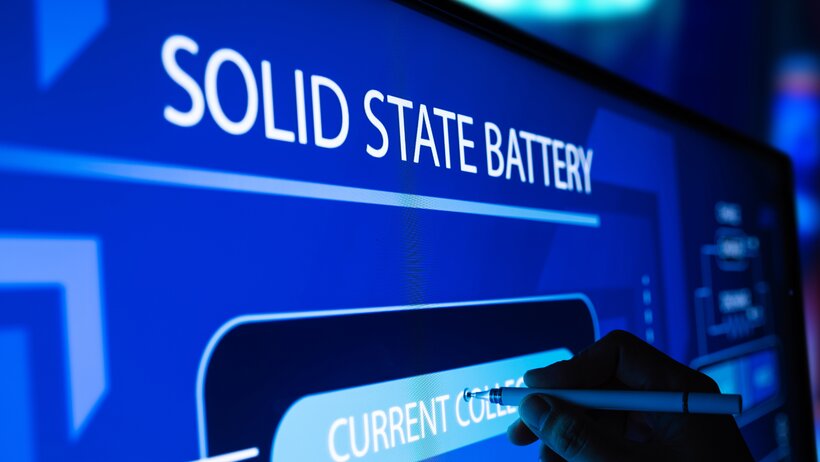 Solid state lithium battery